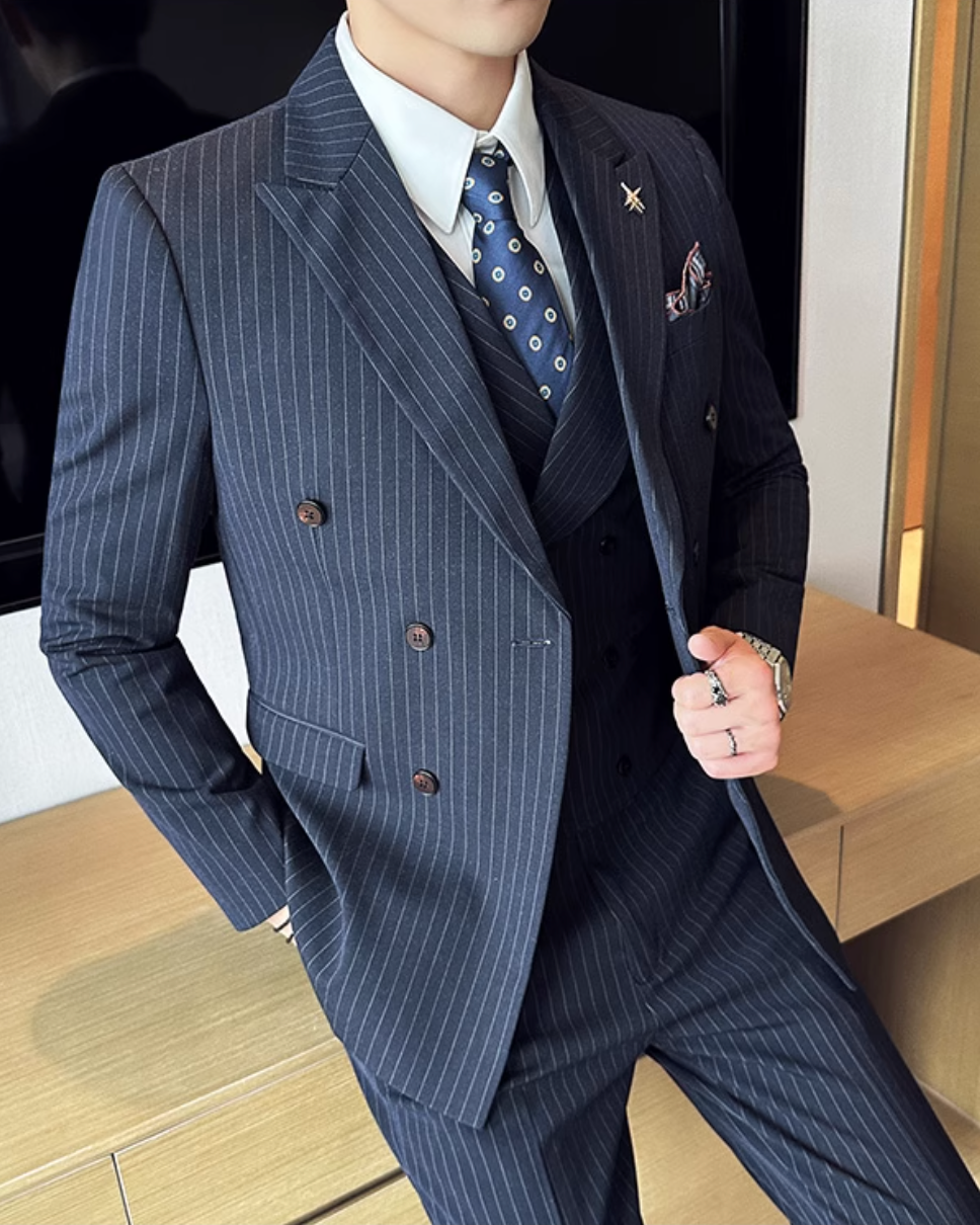 ダブルブレストスリーピーススーツ Ril 5892