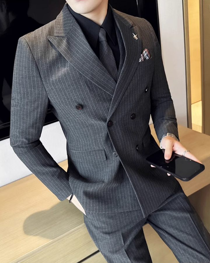 ダブルブレストスリーピーススーツ Ril 5892