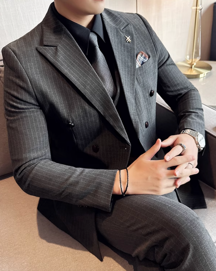 ダブルブレストスリーピーススーツ Ril 5892