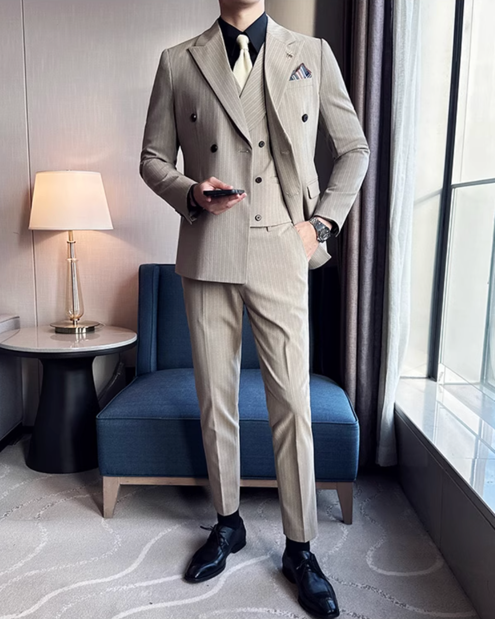 ダブルブレストスリーピーススーツ Ril 5892