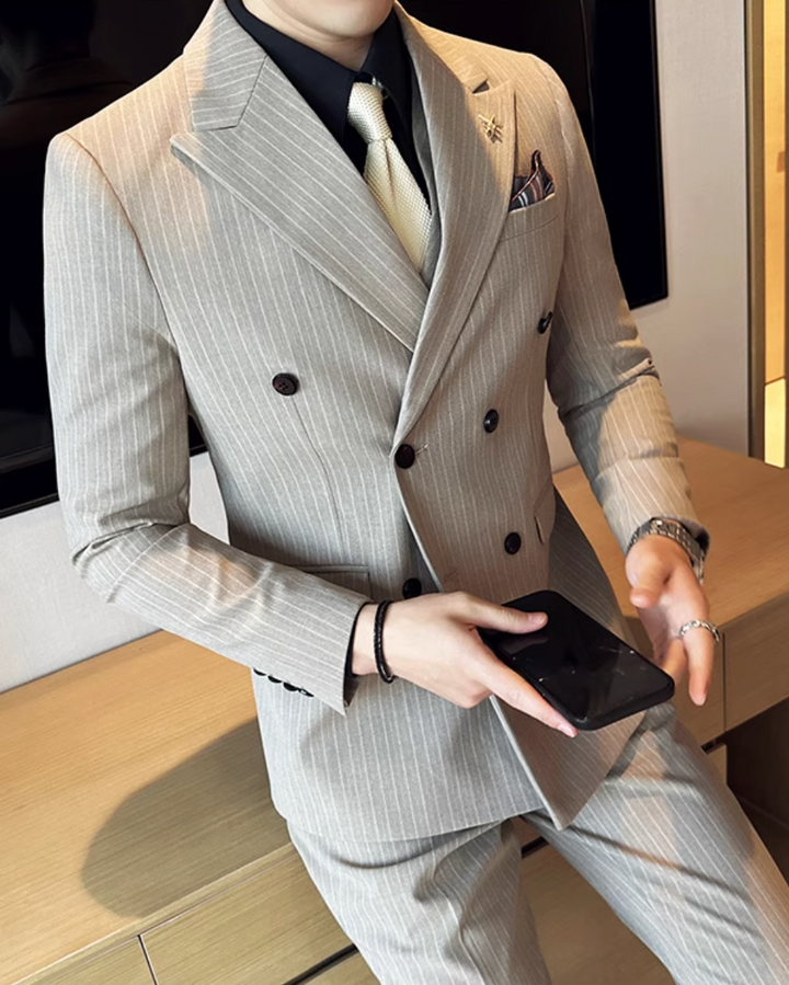 ダブルブレストスリーピーススーツ Ril 5892